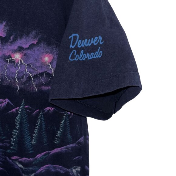 VTG Habitat Denver Colorado Lone Wolf Nature Lightening Wrap Around Graphic Med - Picture 6 of 8